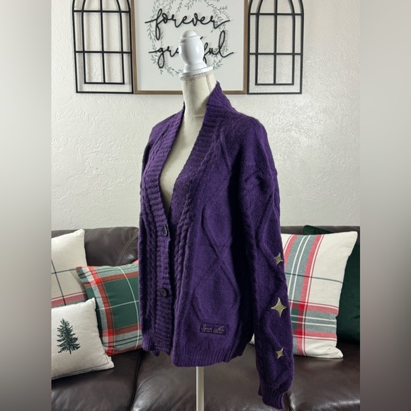 Taylor Swift Speak Now TV Taylor's Version Cardigan Purple Gold Stars Size MD/LG - Picture 14 of 16